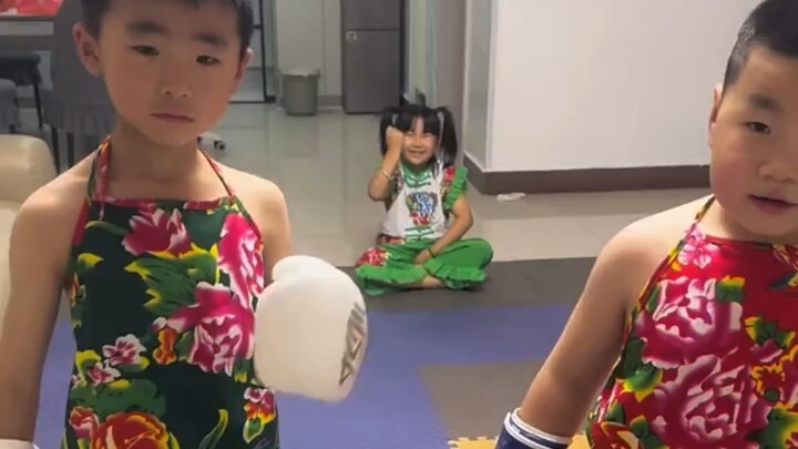【Sáng tác của Lão Đại, Lão Nhị, Tiểu Lão Tam】Video đang tải, nhanh tay nhận ngay món quà bất ngờ!