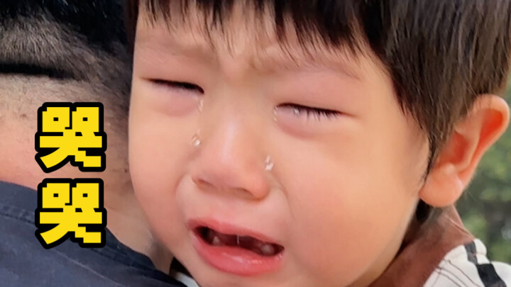 Khóc nhẹ, mới khóc được 40% nên chưa hẳn là khóc hết.