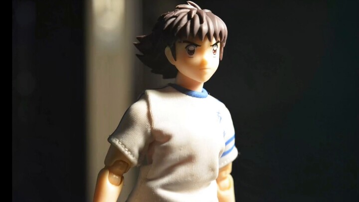 【Stop-motion animation】No one can steal the ball from Ozora Tsubasa in his BGM