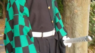 [Demon Slayer cos] It took nearly a month to make a full set of Tanjiro clothes