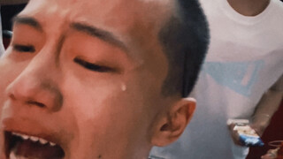 Tôi không tốn 10.000 đô la để đến Singapore và khóc.