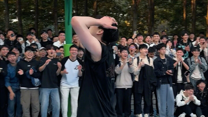 Xong rồi, giờ thì chẳng ai đánh lại mình được nữa 😭