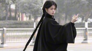 "Ta đã đốt bỏ quy củ gia tộc. Ai dám nói phụ nữ không thể ngồi vào vị trí tộc trưởng?"
