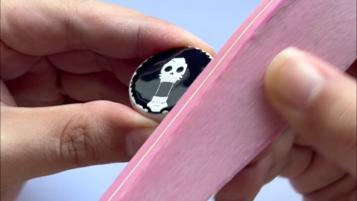 Tô màu cho nắp chai!