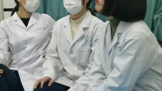 小孩子的恋爱真的很单纯，把对象喊来当模特就是为了学习，为了同学们考试合格，换了成年人不知道会怎么想