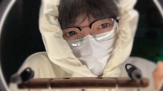 Come and see the immersive ear cleaning for men. Don’t be ungrateful.