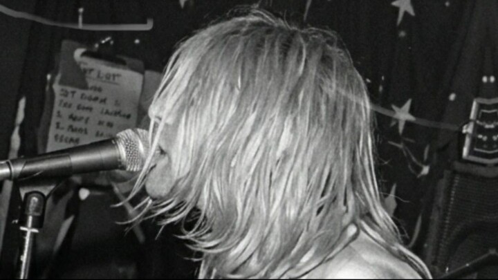 Kurt Cobain setting up his microphone audio