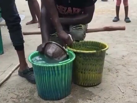 لعبة أفريقية لمعاقبة اللصوص