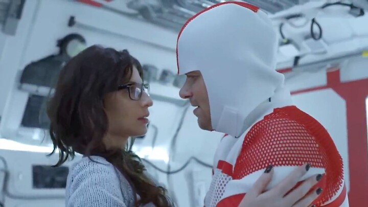 You're fighting monsters like this? I told you to combine your mechs, not your bodies!!!