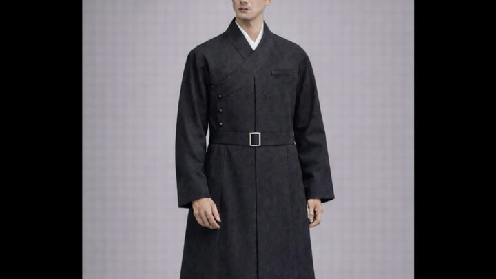 A designer’s men’s hanfu formal robe—this piece is an adaptation of the Ming‑dynasty long gown, care