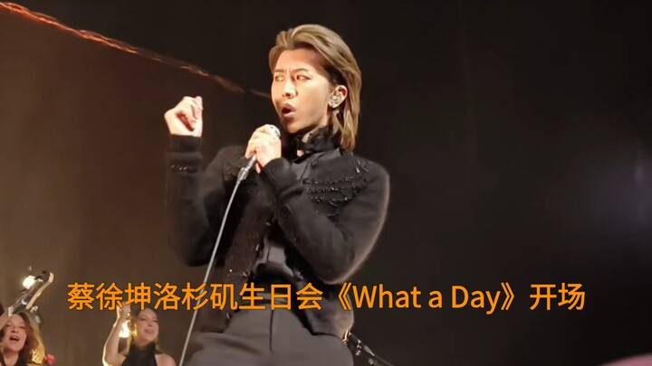 Penampilan Perdana Live “What a Day” di Acara Ulang Tahun Cai Xukun di Los Angeles