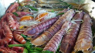 Độc Đáo món ''Hủ Tiếu Hải Sản'' được nấu ngay trên ghe | Ngư Dân Miền Tây