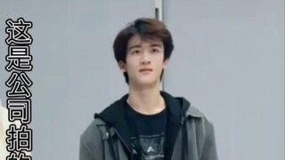 笑死我了 dy刷到TF家族三代邓佳鑫cha的舞蹈视频 这能当爱豆吗  听说他唱歌蛮好的 舞蹈真的这么差吗