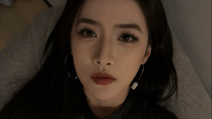 Thử thách góc nhìn của bạn trai dùng camera gốc