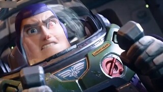 The man only flew in the sky for four minutes, but four years passed on the ground!!!