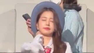 يا إلهي، إنها مجرد ملكة إدارة التعبيرات، لم يحن الوقت المناسب بعد | تشانغ يوان يينغ