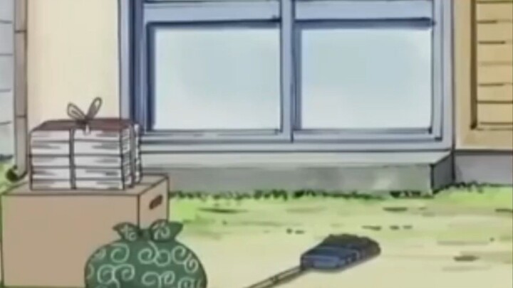 barang nobita berantakan