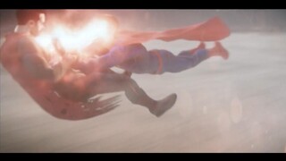 Superman beats up Bizarro: You want to imitate me just by putting on makeup?