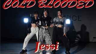 [Jessi X Street Warrior] COLD BLOODED يمنحك عرضًا توضيحيًا للملمس + ثلاث مجموعات من الأزياء
