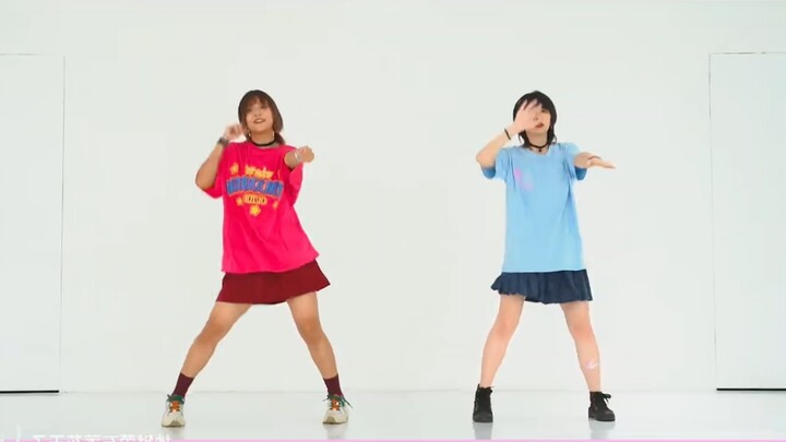 Na Na Na (Mirror Dance for personal use with a large screen without a black frame)