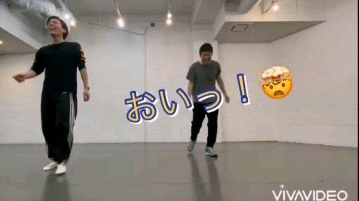 [Kamen Rider Saber] Latest: Ooe疯狂 practicing the ED dance