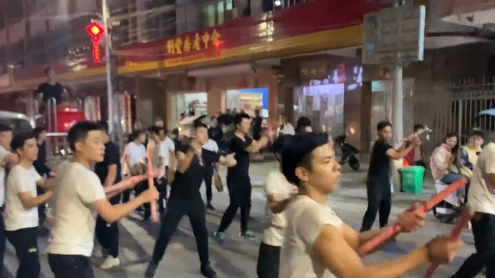 This is the Chinese war dance, which has been passed down for five hundred years. Netizens commented