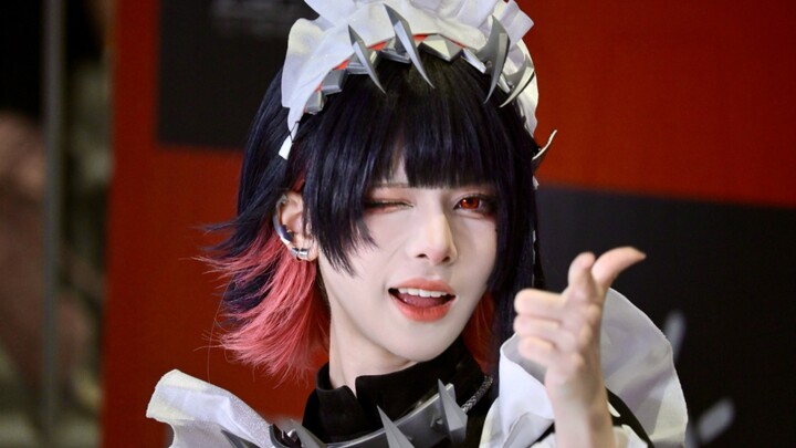 [Fishy Cat Cans] Book Signing First-Person View: Shark Sister Looks So Cute!