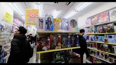 First Time Figure Shopping in AKIHABARA - Japan Day 4