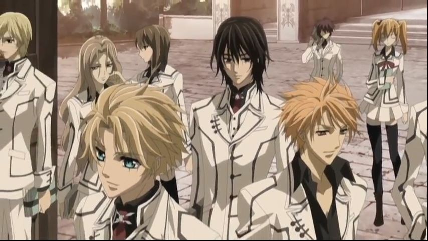 Vampire Knight 01 Volume 1  Hino Matsuri Amazonin Books