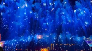 After watching the Liuyang fireworks, I suddenly found a strange thing [Azuki]