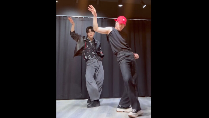 0424_ฤดูร้อนสุดฮอต_อีซึงฮวาน & อึนจงอู