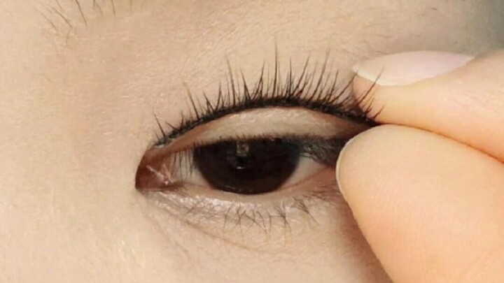 Begini caraku memasang bulu mata palsu, menciptakan standar tertinggi dalam memasang bulu mata palsu