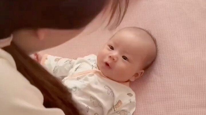 Has this talkative baby, who’s not even two months old, started to understand what Mommy says?