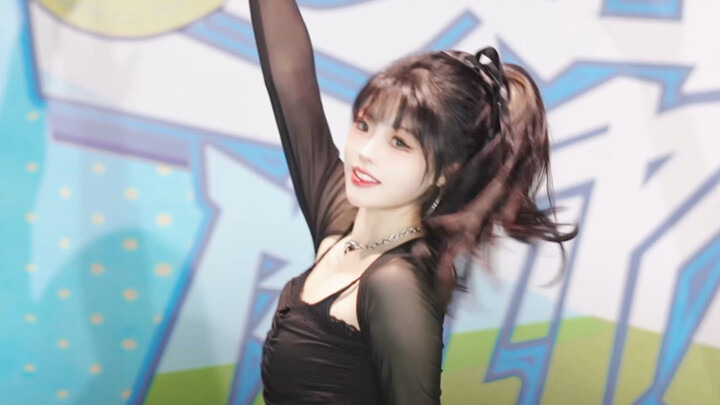 Whose little black cat has run out? ₍˄ ₗ   ̫ ₗ ˄₎੭ﾞ | MEOVV – Hands Up cover