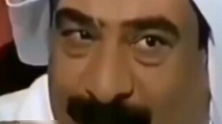 Khoé miệng của tôi còn khó giữ yên hơn cả AK.