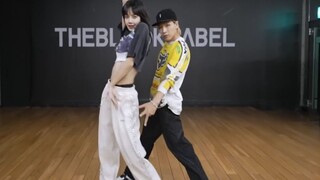 太阳新曲Shoong! (feat. LISA)练习室公开