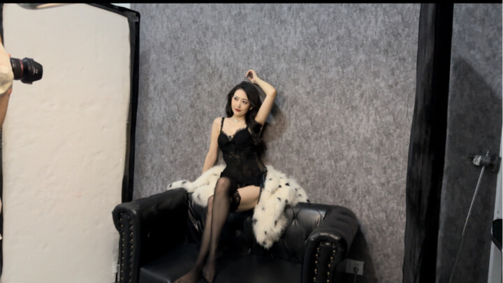 Full facial features, can talk, mature woman
