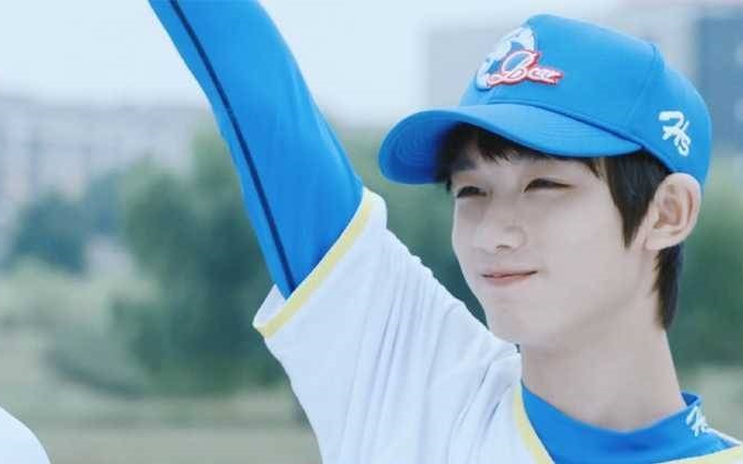 ติงเฉิงซิน: ฉันรักเด็กหนุ่มที่นุ่มนิ่มและเหนียวหนึบคนนี้! | การผสมผสานตัวละครของเฟิงเฉิงเฉิง