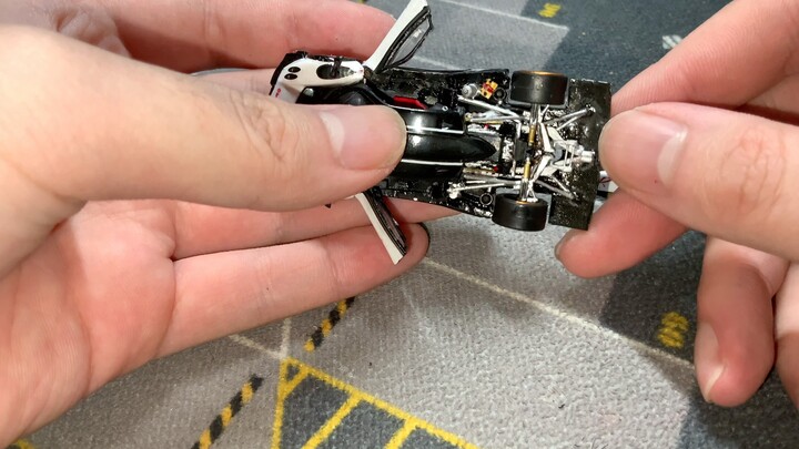 tw1/64 Pagani zondaRevo three-door modification, add independent engine
