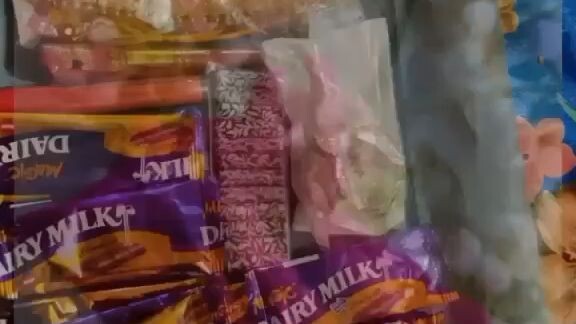প্রিয় মানুষটিকে গিফট করলাম