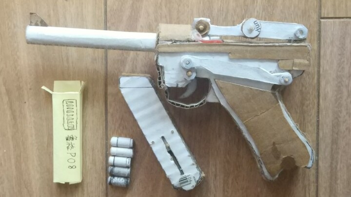 [DIY] Membuat pistol Luger yang bisa ditembak dengan karton