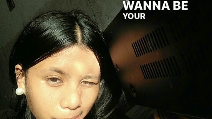 just wanna be your girl