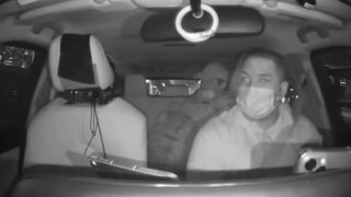 “คุณควรจะดูพี่”