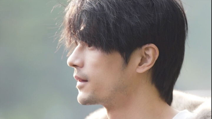 Sao người này vừa già lại vừa trẻ vậy?