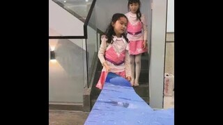 怪物爬进家里来了！但是老六好淡定！！ #斗罗大陆 #唐舞桐 #唐老六