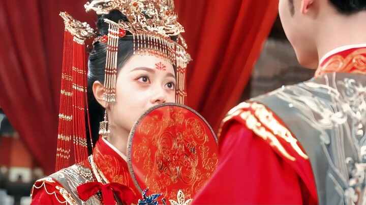 Bậc thầy chuyển cảnh trong lễ cưới! Từ thời niên thiếu ngượng ngùng e ấp đến sự kiêu kỳ và chiều chu