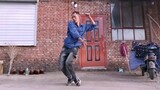 Dance|Uncle Playing Breakdancing of the 80s