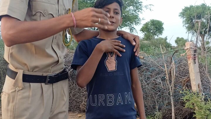 farji police 😅