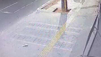 Punya dendam apa sih ni orang di mobill😭😭😭