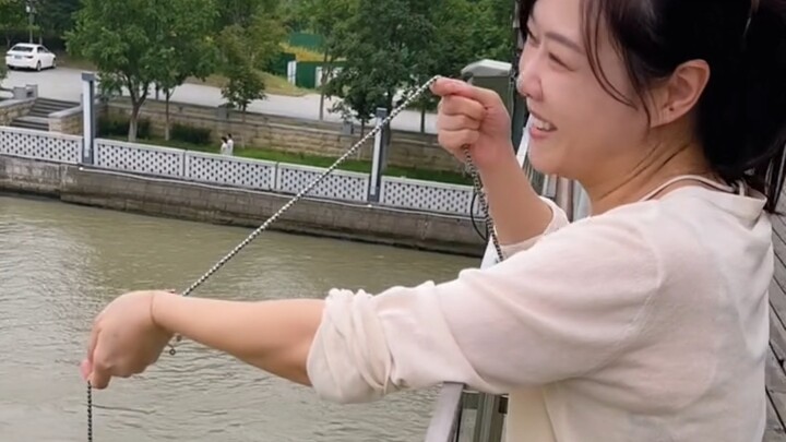 أول توصيل طعام مائي على قناة بكين-هانغتشو الكبرى!